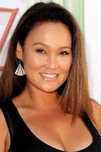 Tia Carrere